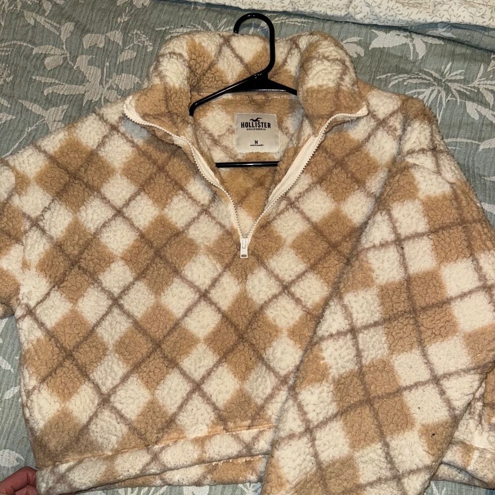 Hollister Quarter-Zip Fleece Patterned Pullover